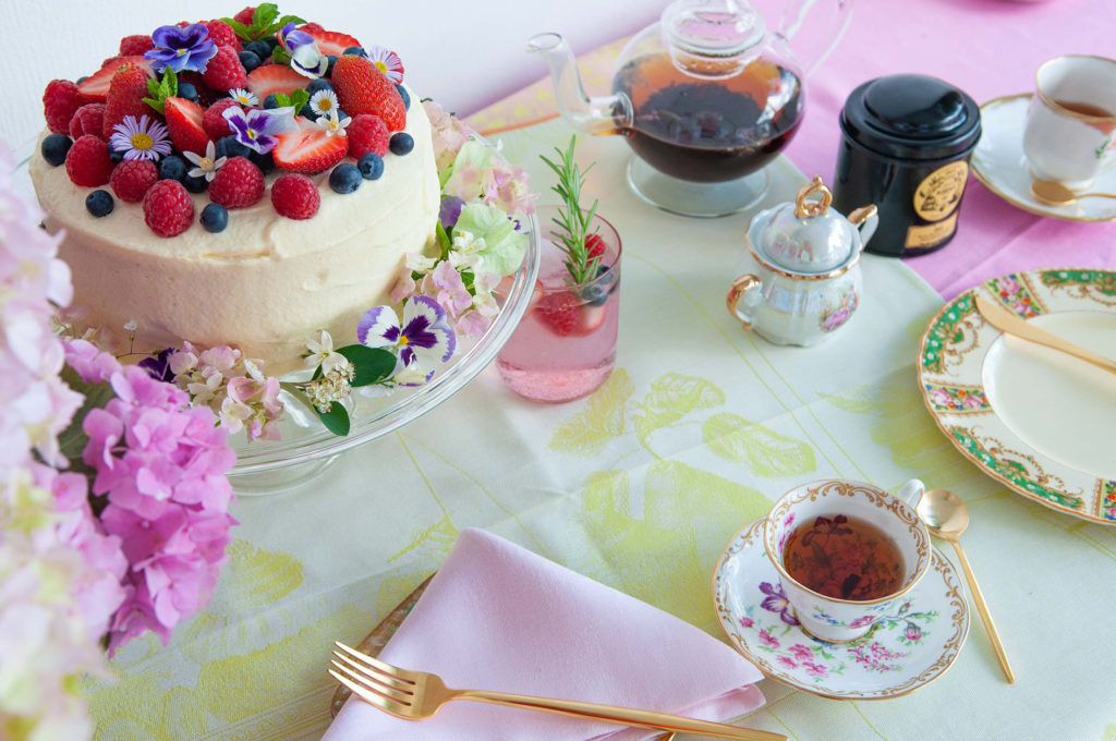 EROS, MARIAGE,TEA